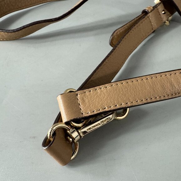 Michael Kors Tan Leather Adjustable Strap - Picture 7 of 9